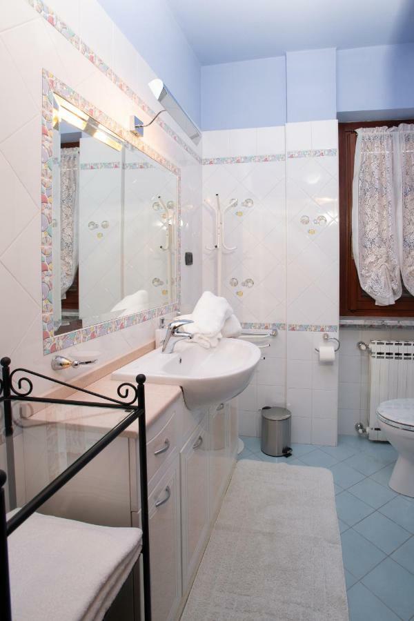 Villarosybeb Paruzzaro Buitenkant foto