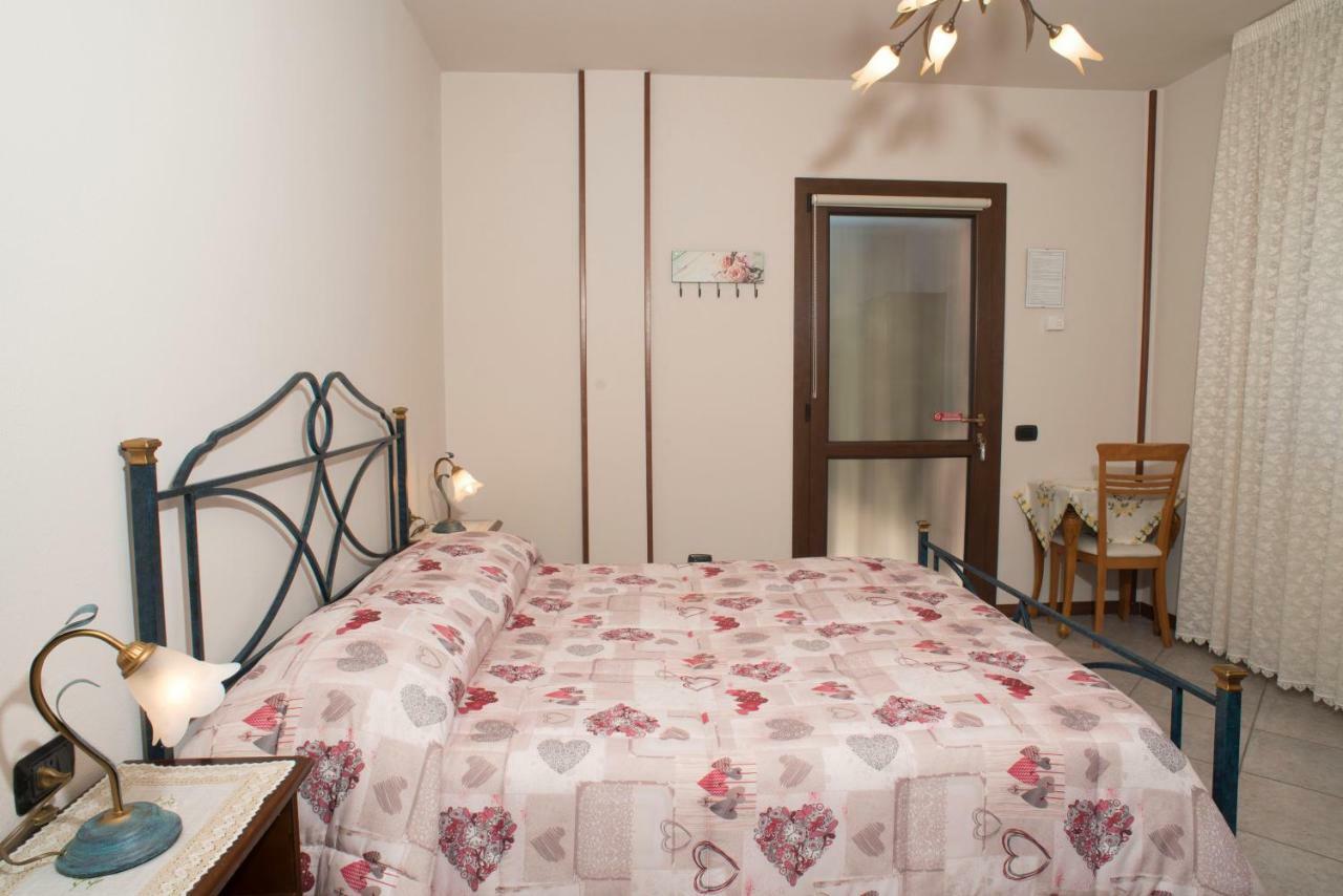 Villarosybeb Paruzzaro Buitenkant foto