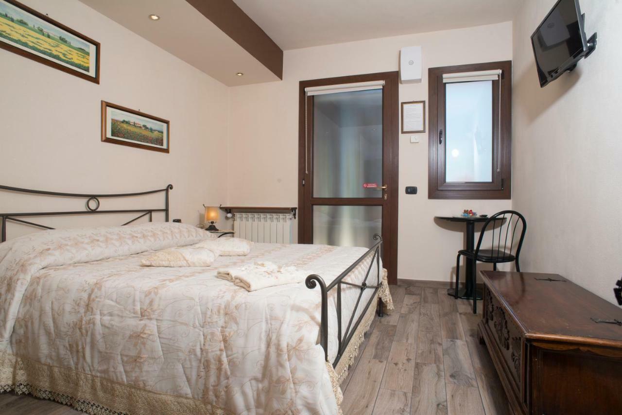 Villarosybeb Paruzzaro Buitenkant foto